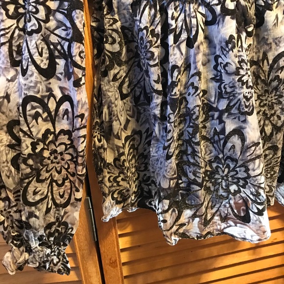 E by ECI Black and Grey Top - Picture 11 of 16